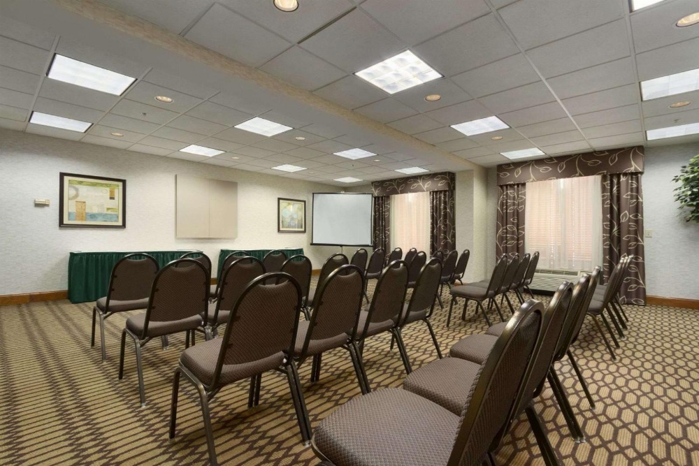 Wingate by Wyndham Fayetteville NC 